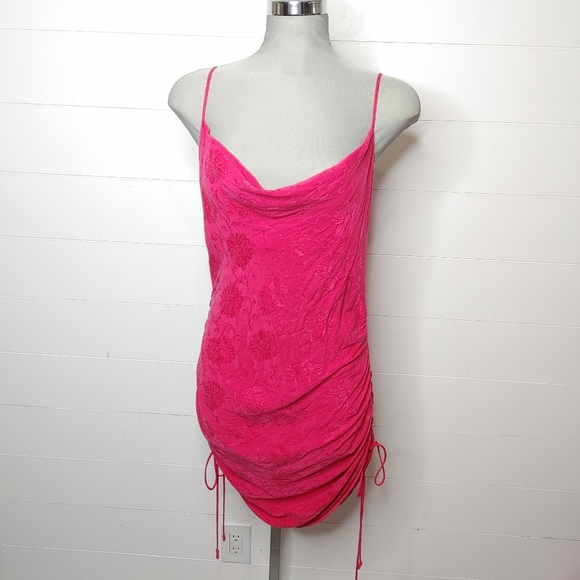 Aritzia Wilfred Only ruched fuschia dress M - Picture 1 of 12
